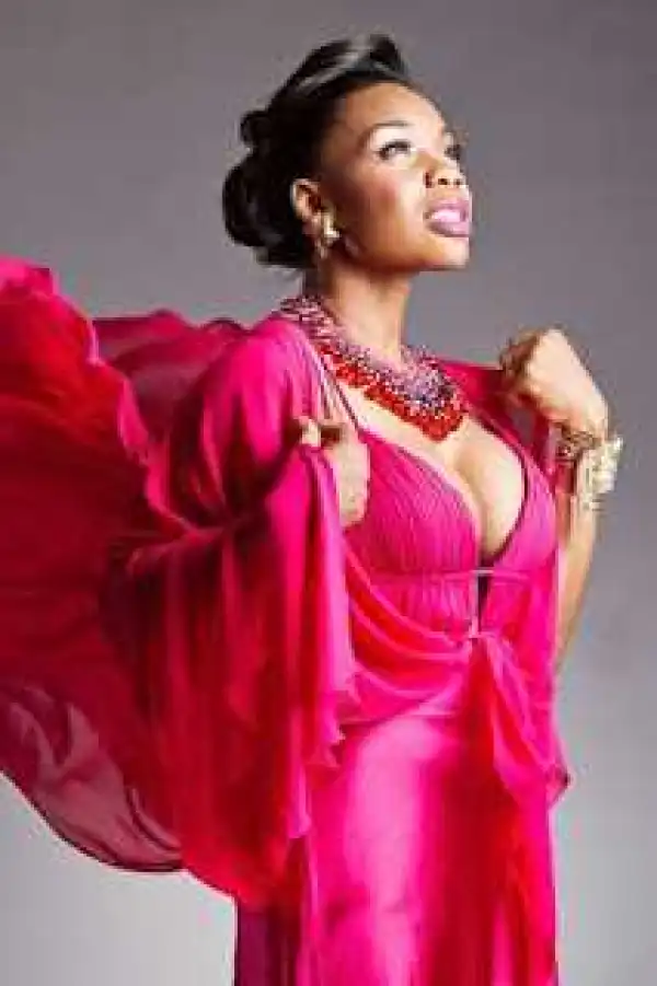 Nigerian Dance Queen, Kaffy Gets Honoured By US Congressman [Photos]